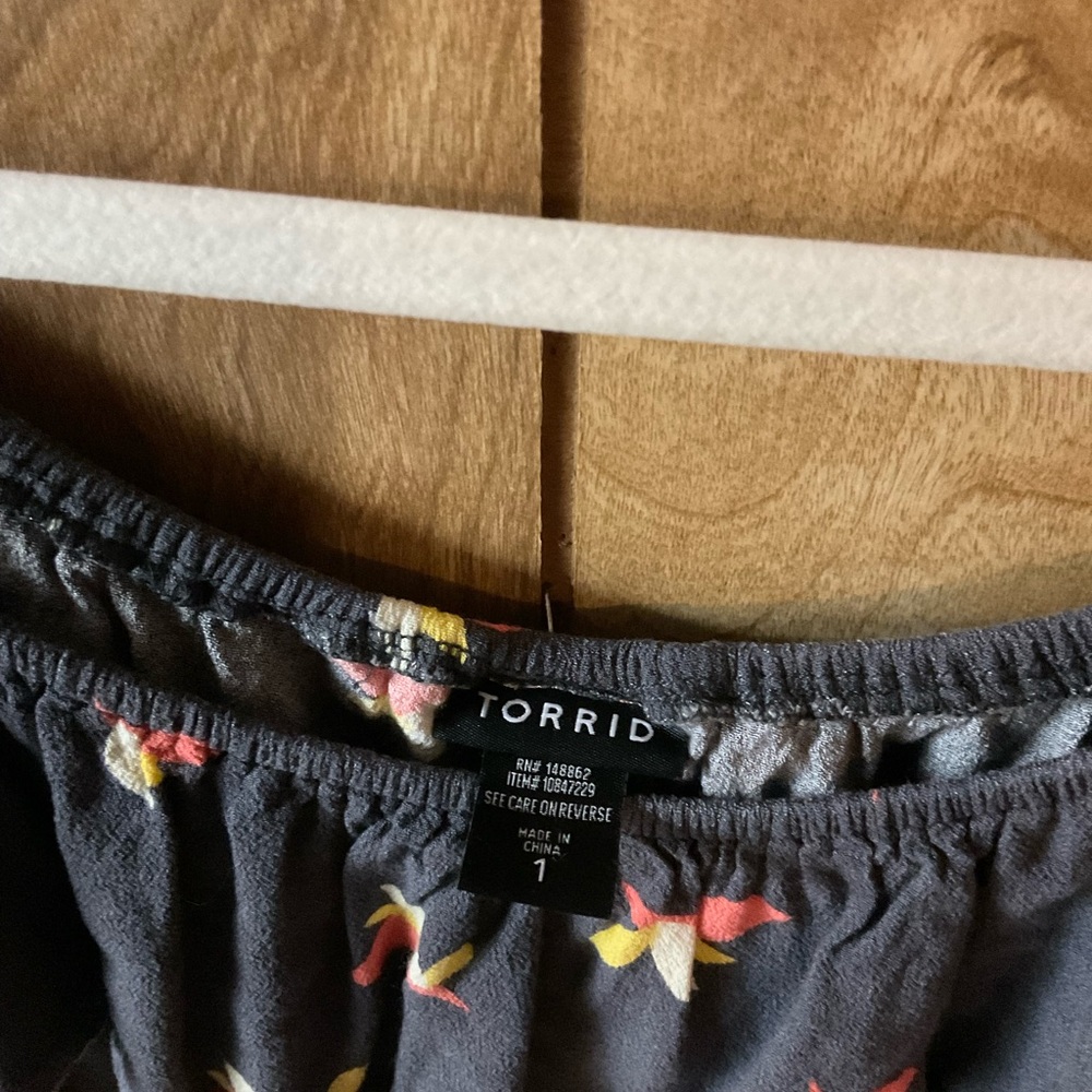 Torrid Hem Ruffle Tulip Top - Picture 2 of 4